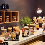 Ibis Ouest - A9 Hotel 3*