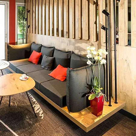 Ibis Ouest - A9 Hotel 3*