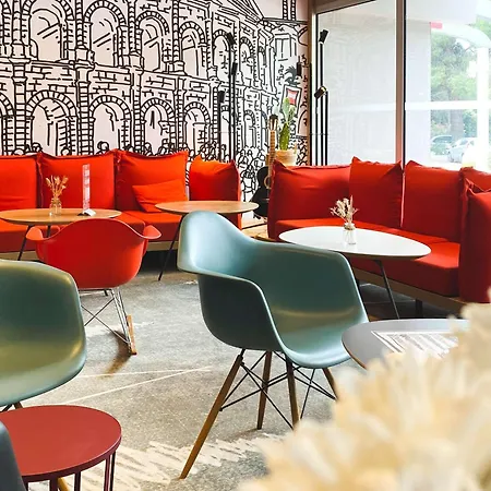 Ibis Ouest - A9 Nîmes