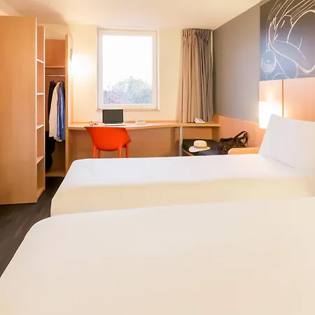 Ibis Ouest - A9 Hotel Nîmes