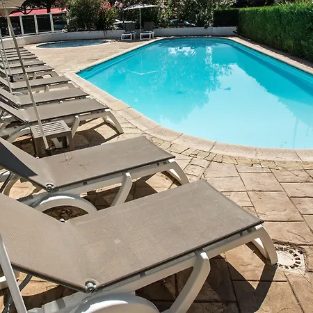 Hotel Ibis Ouest - A9 Nîmes