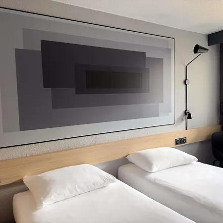 Hotel Ibis Ouest - A9 3*