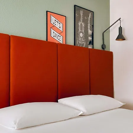 Ibis Ouest - A9 Hotel 3*