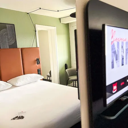 Ibis Ouest - A9 Hotel Nîmes