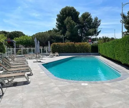 Ibis Ouest - A9 호텔 3*