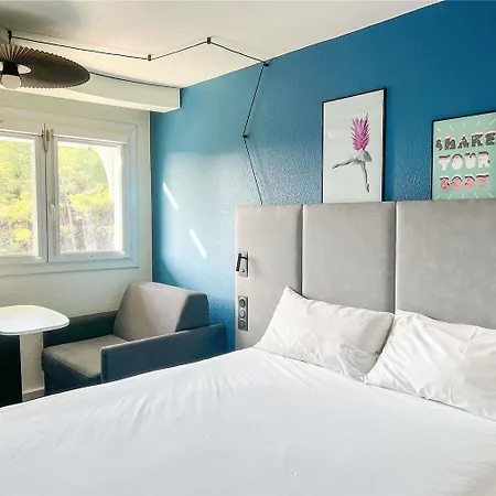 מלון Ibis Ouest - A9 3*
