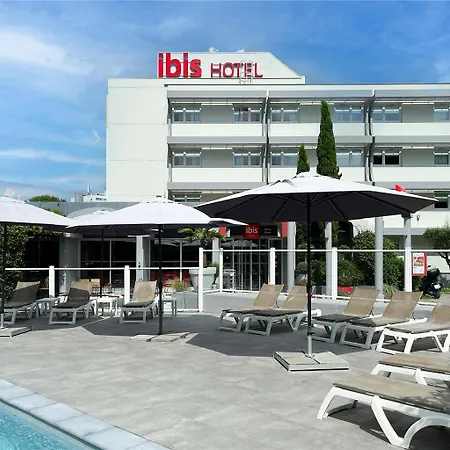 מלון Ibis Ouest - A9 3*