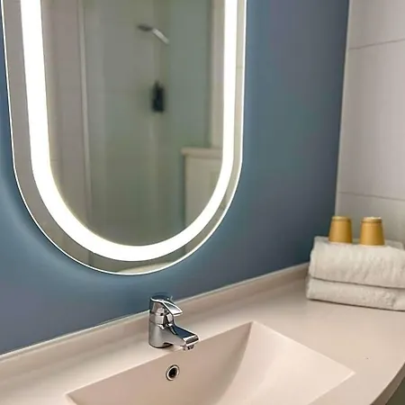 Ibis Ouest - A9 3* Nimes