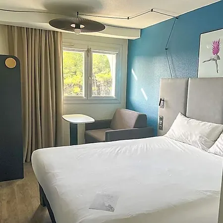 מלון Ibis Ouest - A9 נים