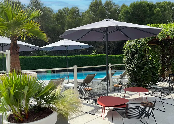 Hotel Ibis Ouest - A9 3*