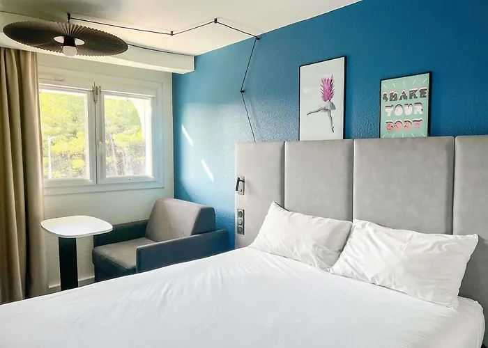 Hotel Ibis Ouest - A9 3*