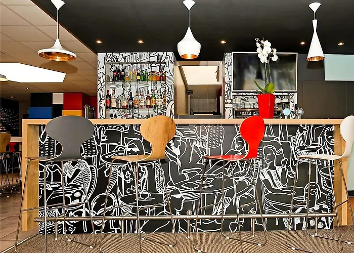 Ibis Ouest - A9 Hotel 3*